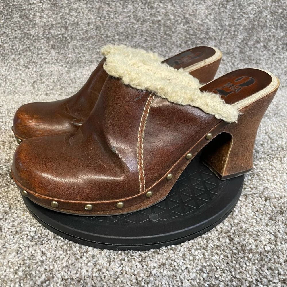 Mia Womens Clog Mule Shoes Brown Y2K Platform Chunky Heels Studded Slip On 9